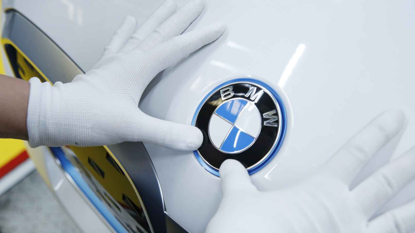 Las Ventas Mundiales Del Grupo BMW En 2020 Bajan Un 8% Con 2,32 ...